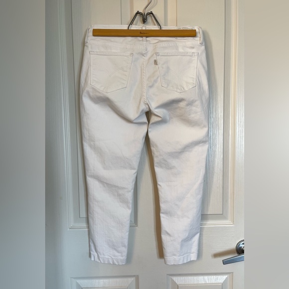 White Levi’s Skinny 711 Jeans - Size 28 - Picture 7 of 7